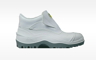Sapatos e capas 